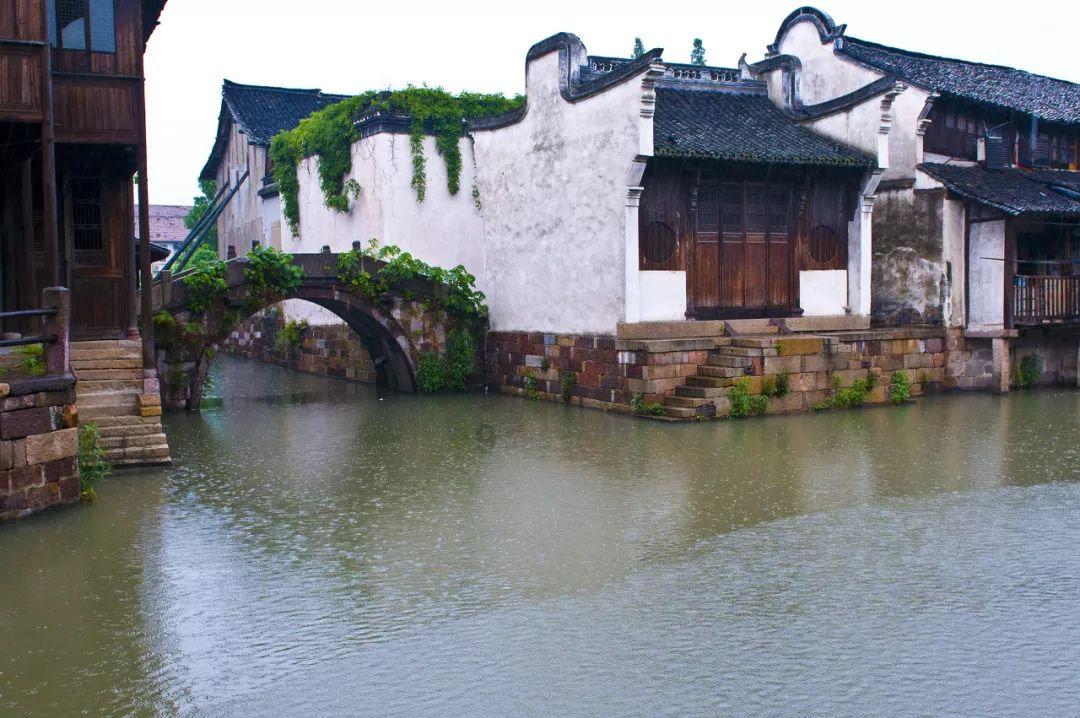利好政策密集落地 房地产板块迎来布局机遇